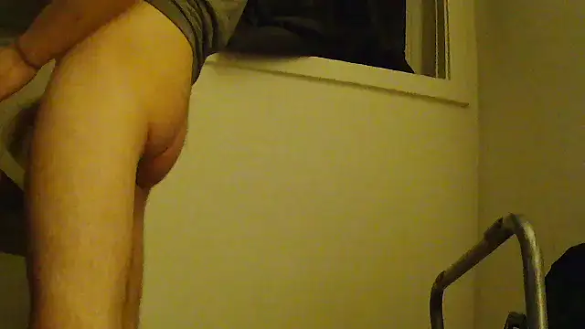 Snapshot of L0cKyseven77 chatting on 09-23-25, 01:01 L0cKyseven77 online show from 09-23-25, 01:01