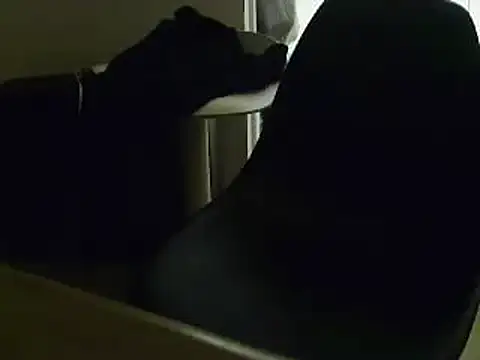 Snapshot of L0cKyseven77 chatting on 03-08-25, 10:22 L0cKyseven77 online show from 03-08-25, 10:22