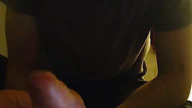 Snapshot of L0cKyseven77 chatting on 10-08-25, 12:01 L0cKyseven77 online show from 10-08-25, 12:01