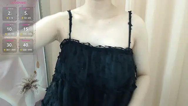 Snapshot of KaleAnisa chatting on 10-08-25, 01:07 KaleAnisa online show from 10-08-25, 01:07