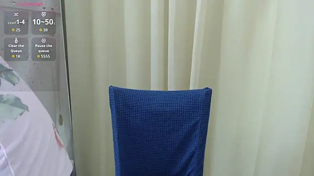 Snapshot of KaleAnisa chatting on 10-21-25, 03:06 KaleAnisa online show from 10-21-25, 03:06