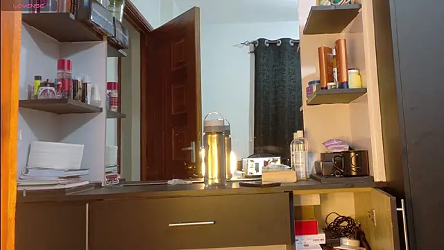 online bestie online show from 01-07-26, 05:01