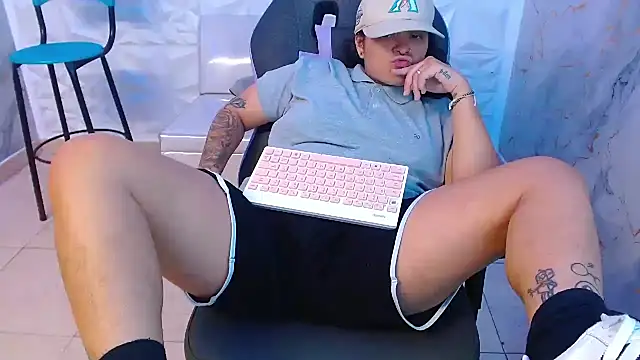 snowflake xxx online show from 02-21-26, 02:57