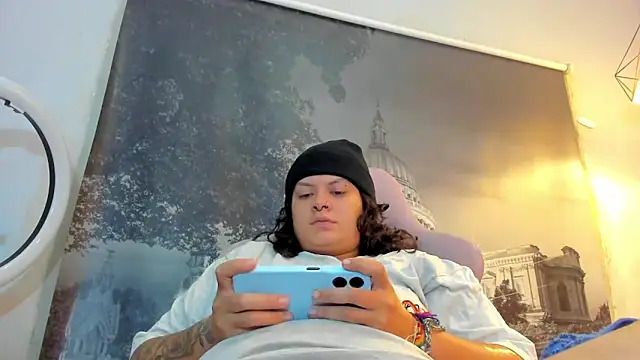 snowflake xxx online show from 10-13-25, 03:46