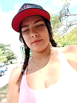 camiysebas21 online show from 10-02-25, 05:49