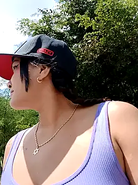 camiysebas21 online show from 10-01-25, 05:39