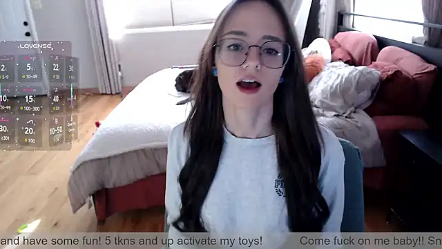 Plantbabeee online show from 11-17-25, 05:39