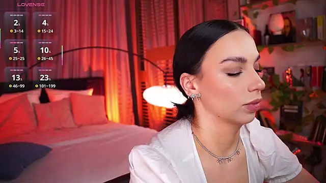 LunaNight online show from 11-16-25, 08:57