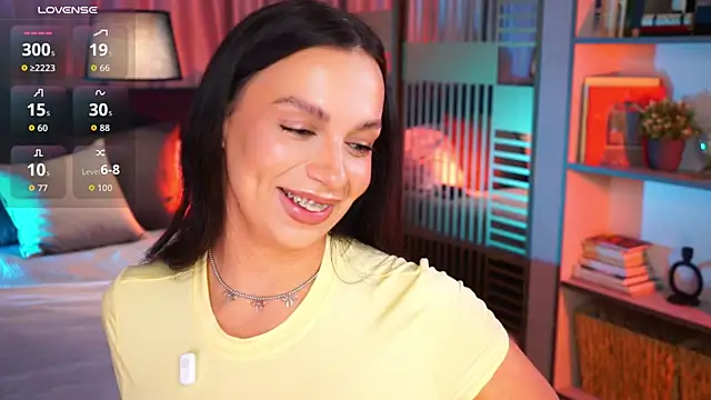 LunaNight online show from 04-13-26, 09:41