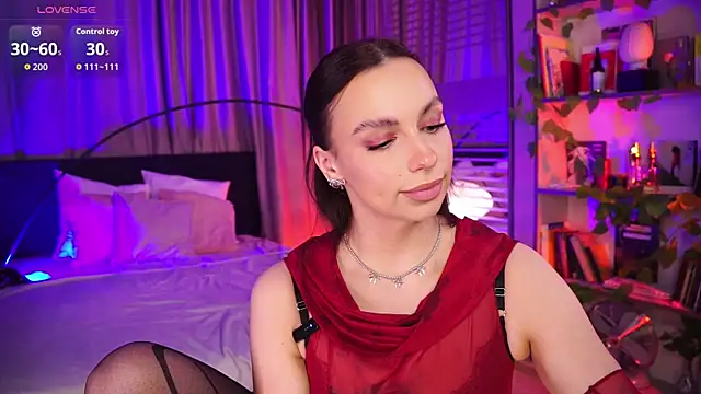 LunaNight online show from 12-20-25, 08:33