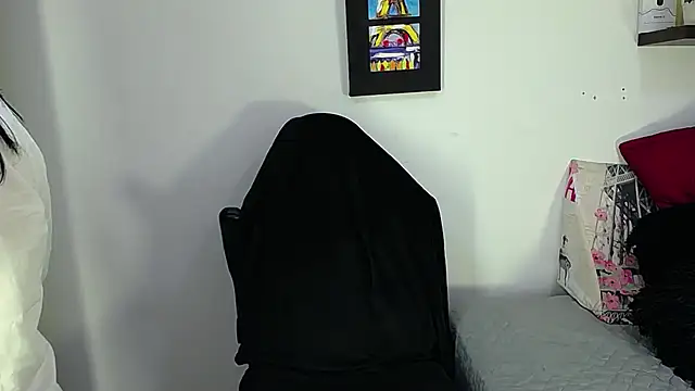 Maira B online show from 02-25-25, 02:37