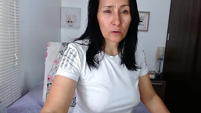 Maira B online show from 04-16-26, 06:19