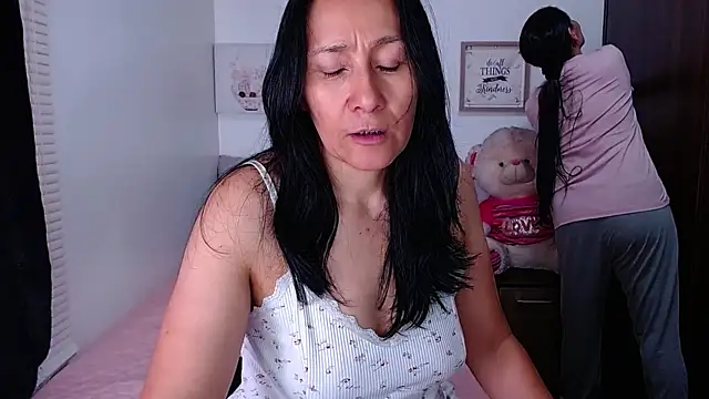 Maira B online show from 05-04-26, 07:50