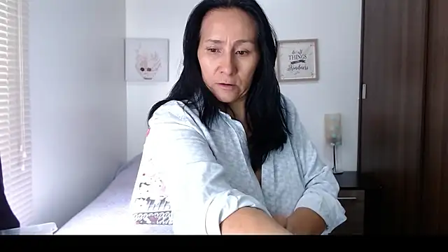 Maira B online show from 03-25-26, 07:13