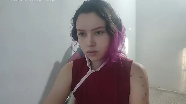 Snapshot of WandaDoll chatting on 11-23-25, 12:04 WandaDoll online show from 11-23-25, 12:04