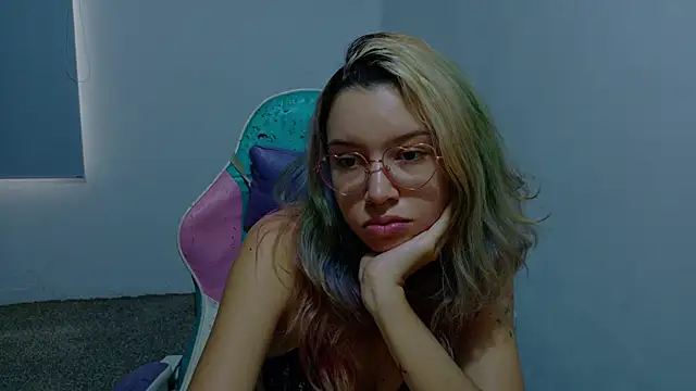 WandaDoll online show from 04-07-26, 12:07