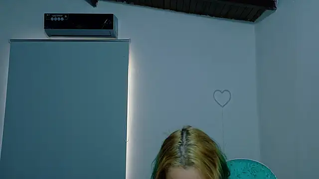 WandaDoll online show from 02-10-26, 12:04