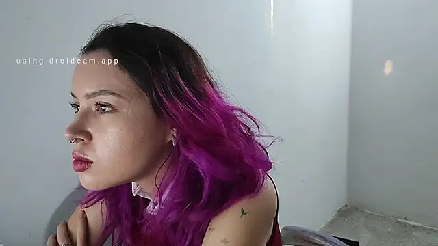 Snapshot of WandaDoll chatting on 11-06-25, 11:25 WandaDoll online show from 11-06-25, 11:25