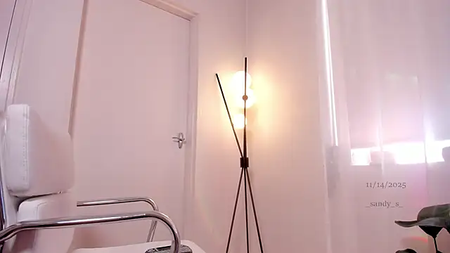 Snapshot of _sandy_s chatting on 11-15-25, 02:15 sandy s online show from 11-15-25, 02:15