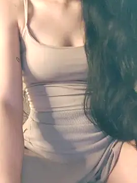 Snapshot of Pamwuw chatting on 10-26-25, 10:59 Pamwuw online show from 10-26-25, 10:59