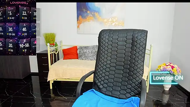 Julia Dean online show from 03-19-26, 01:33