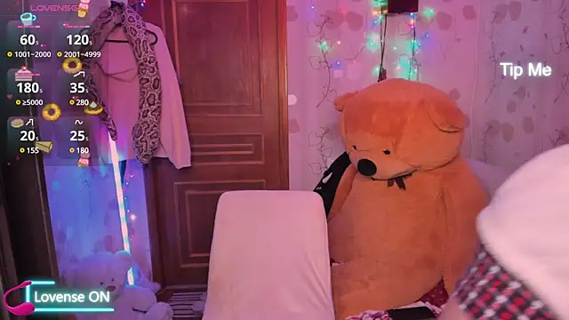 Lilly Black88888 online show from 03-10-25, 10:02