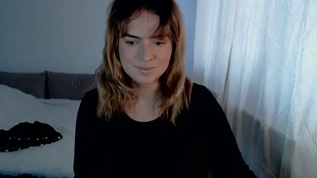 ChloeJewel1 online show from 04-05-26, 05:03