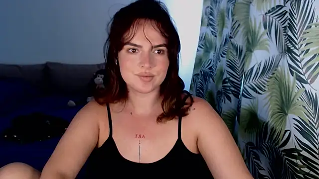 Snapshot of ChloeJewel1 chatting on 06-27-26, 09:59 ChloeJewel1 online show from 06-27-26, 09:59