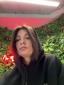 Snapshot of BabeRainbow chatting on 12-04-24, 09:56 BabeRainbow online show from 12-04-24, 09:56