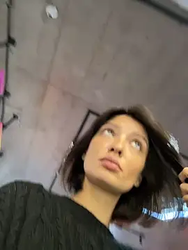 Snapshot of BabeRainbow chatting on 02-16-25, 10:43 BabeRainbow online show from 02-16-25, 10:43