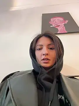 Snapshot of BabeRainbow chatting on 02-20-25, 09:33 BabeRainbow online show from 02-20-25, 09:33