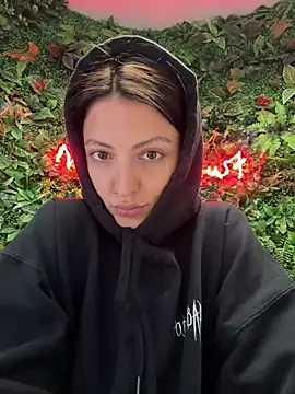 Snapshot of BabeRainbow chatting on 02-09-25, 12:30 BabeRainbow online show from 02-09-25, 12:30