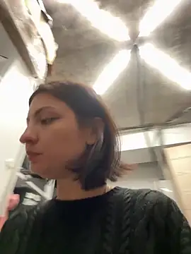 Snapshot of BabeRainbow chatting on 02-06-25, 12:15 BabeRainbow online show from 02-06-25, 12:15