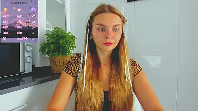 Molly sweetie online show from 06-26-26, 06:41