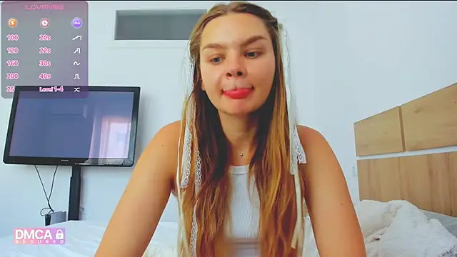 Molly sweetie online show from 05-24-26, 06:46