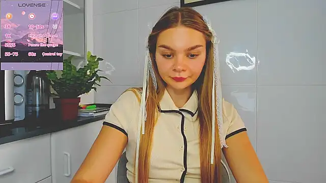 Molly sweetie online show from 07-10-26, 06:41