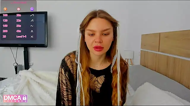 Molly sweetie online show from 04-08-26, 06:26