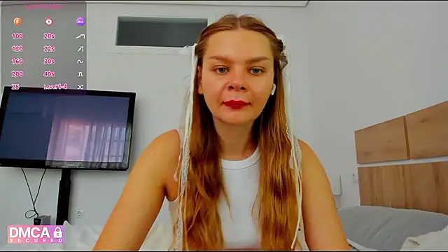 Molly sweetie online show from 05-07-26, 06:39