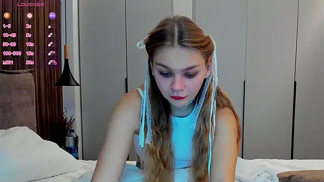 Molly sweetie online show from 11-08-25, 07:12