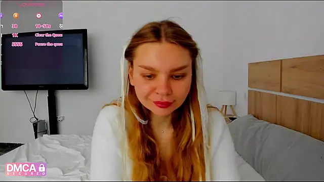 Molly sweetie online show from 04-12-26, 06:27