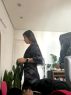 Nikatsu online show from 10-15-25, 02:03