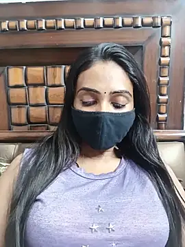 Yours-Bebo online show from 06-18-26, 06:24