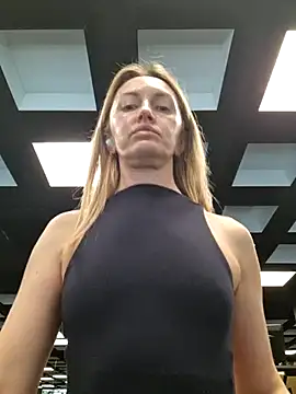 Miss    Mia  online show from 02-26-26, 10:26