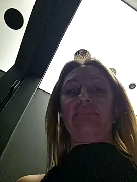 Miss    Mia  online show from 01-07-26, 11:59