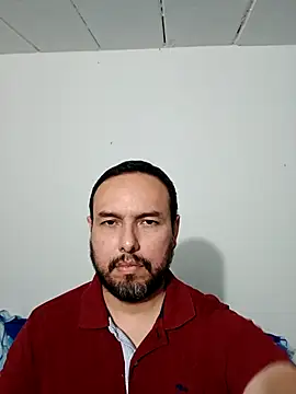 Snapshot of ElSunEagle chatting on 10-15-25, 04:11 ElSunEagle online show from 10-15-25, 04:11