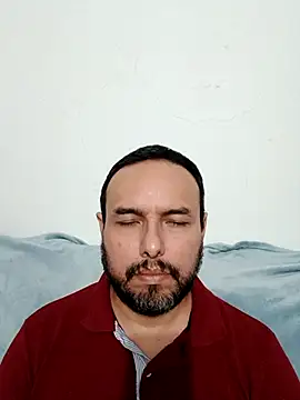Snapshot of ElSunEagle chatting on 10-17-25, 02:59 ElSunEagle online show from 10-17-25, 02:59