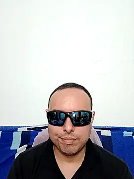 ElSunEagle online show from 03-11-26, 01:54