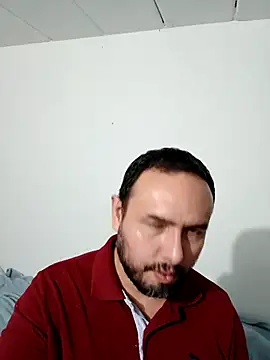 Snapshot of ElSunEagle chatting on 10-16-25, 03:37 ElSunEagle online show from 10-16-25, 03:37