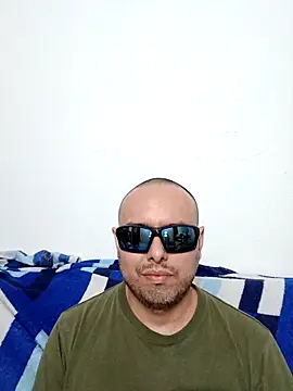 ElSunEagle online show from 05-13-26, 02:29