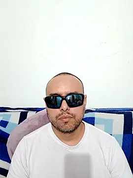 ElSunEagle online show from 05-17-26, 02:33
